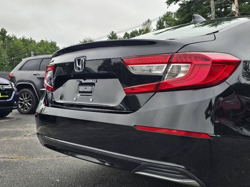 Used 2018 Honda Accord LX image 14
