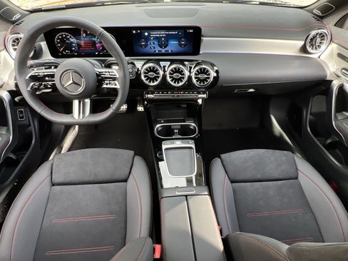 Used 2026 Mercedes-Benz CLA 250 4MATIC image 22