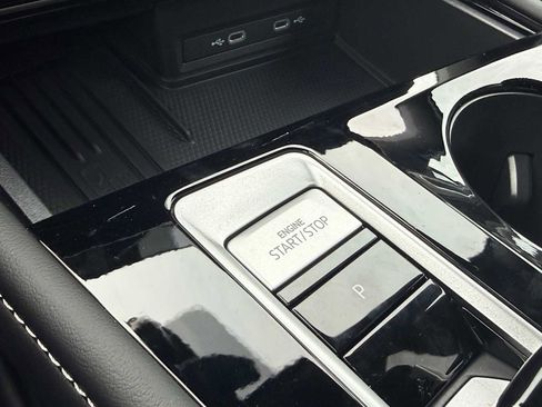 New 2026 Volkswagen Atlas Cross Sport SE image 21