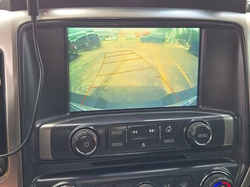Used 2018 Chevrolet Silverado 1500 LTZ Z71 w/ LTZ Plus Package AWD/4WD image 25