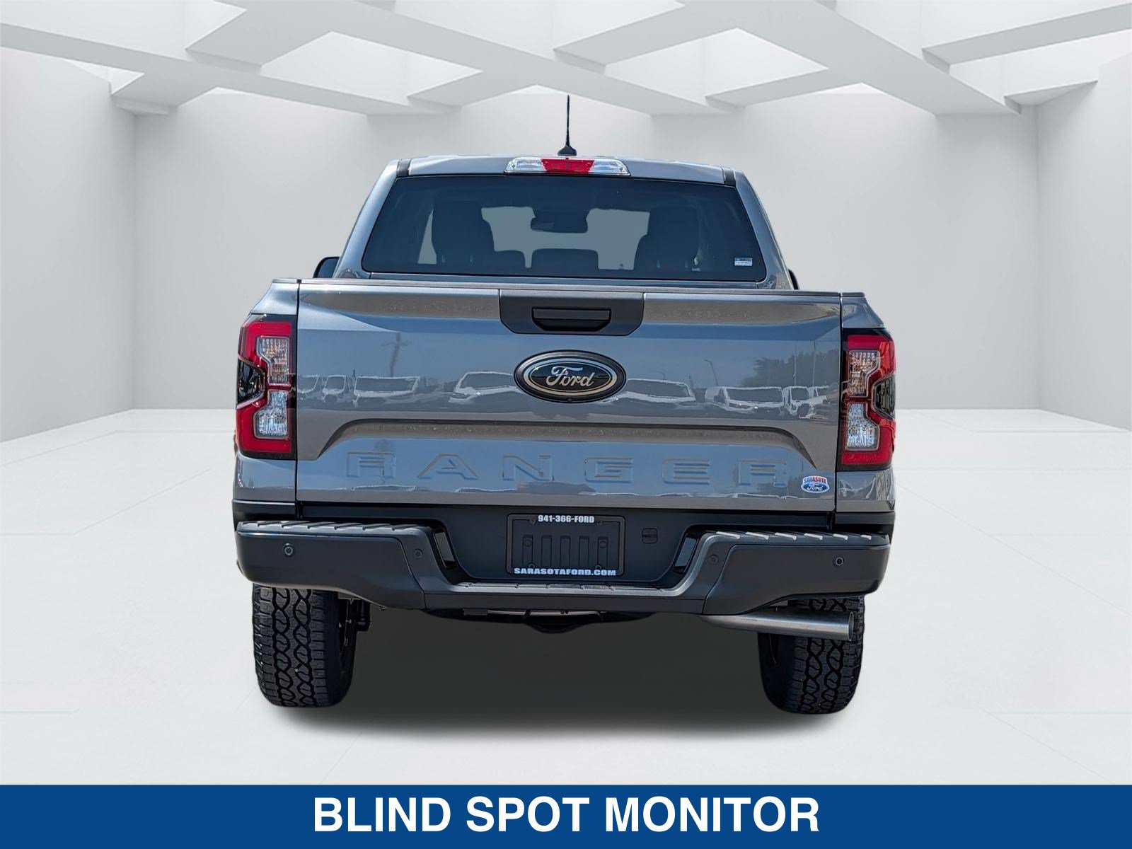 New 2026 Ford Ranger XLT w/ Black Appearance Package RWD image 7