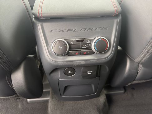 Used 2026 Ford Explorer ST w/ Sun And Sound Package AWD/4WD image 27