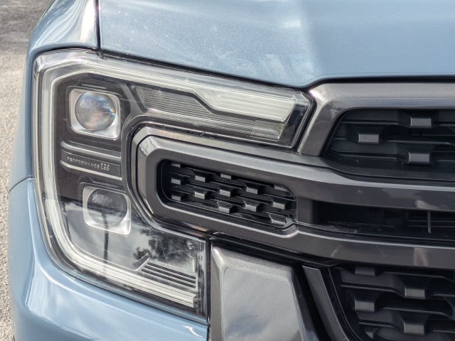 Certified 2024 Ford Ranger Lariat w/ Advanced Towing Package AWD/4WD image 10