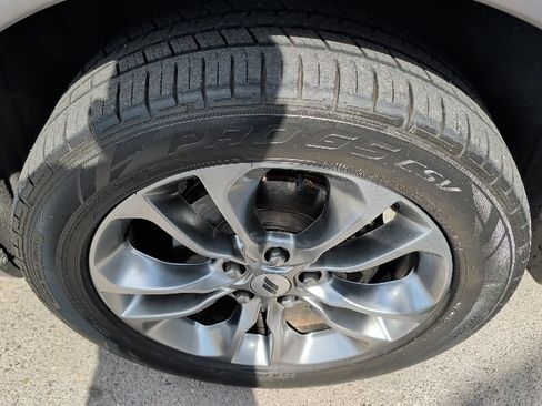 Used 2019 Dodge Durango GT AWD/4WD image 24