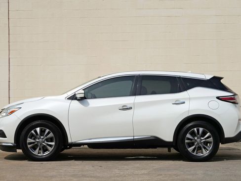 Used 2016 Nissan Murano S FWD image 8