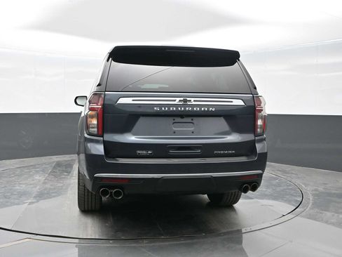 Used 2021 Chevrolet Suburban Premier AWD/4WD image 6