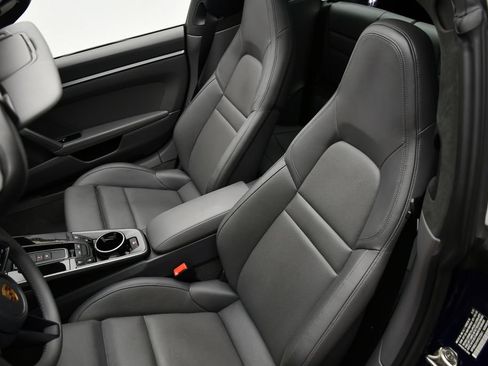 Certified 2023 Porsche 911 Targa 4S AWD/4WD image 43