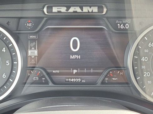 Used 2025 RAM 1500 Laramie w/ Sport Appearance Package AWD/4WD image 21