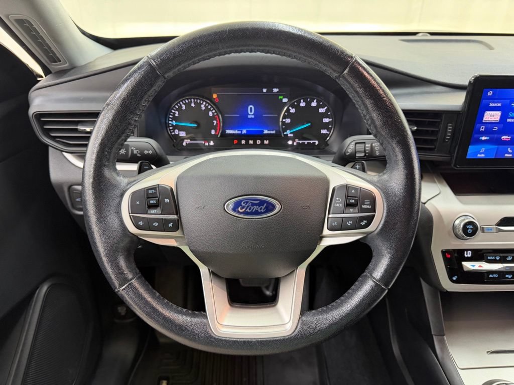 Used 2020 Ford Explorer XLT w/ Comfort Package AWD/4WD image 26