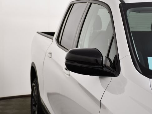 Used 2023 Honda Ridgeline Sport image 14