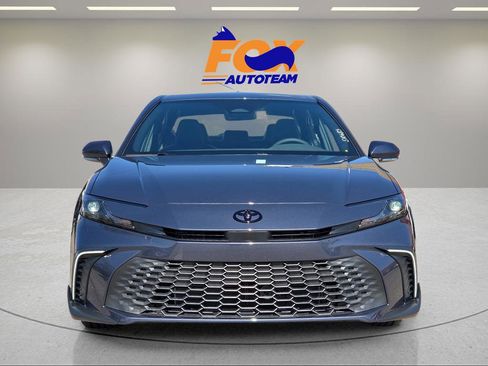 Used 2026 Toyota Camry SE w/ Convenience Package image 7