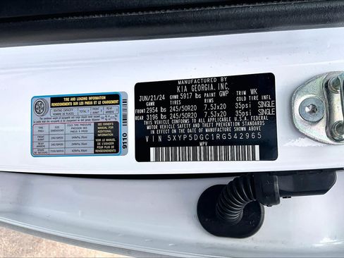 Used 2024 Kia Telluride SX Prestige w/ Towing Package AWD/4WD image 35