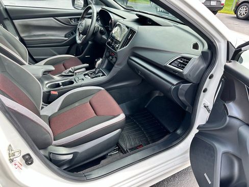 Used 2020 Subaru Impreza 2.0i Sport image 9