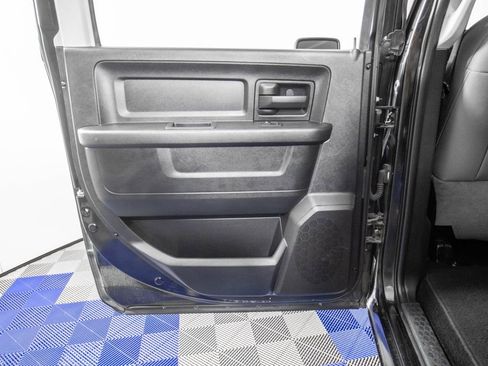 Used 2015 RAM 1500 Express image 12
