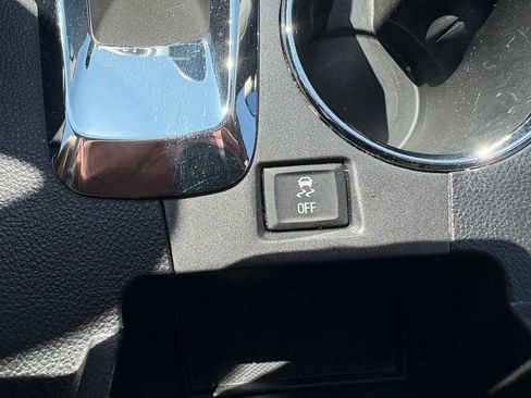 Used 2016 Chevrolet Equinox LT FWD image 23