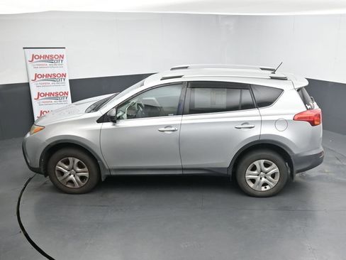 Used 2014 Toyota RAV4 LE image 13