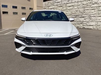 New 2025 Hyundai Elantra Limited