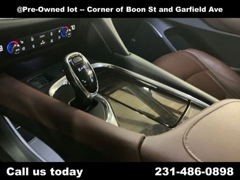 Used 2020 Buick Enclave Avenir w/ Avenir Technology Package AWD/4WD image 25