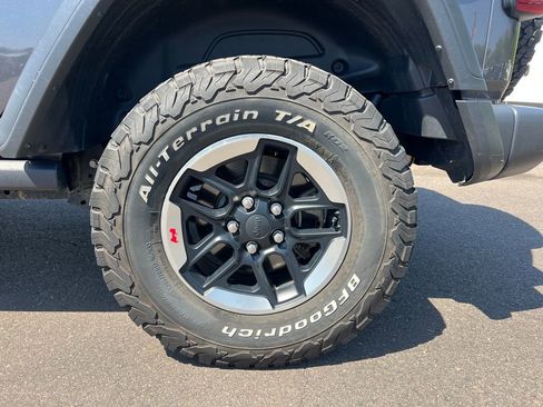 Used 2020 Jeep Wrangler Unlimited Rubicon w/ LED Lighting Group AWD/4WD image 15