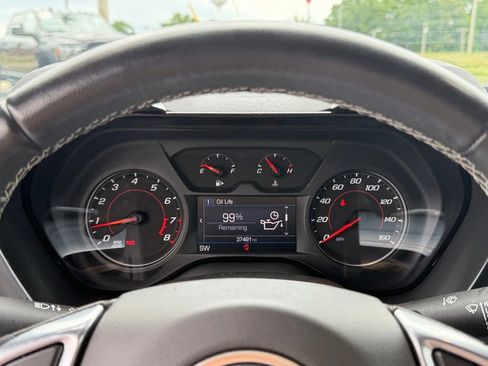 Used 2023 Chevrolet Camaro LT w/ Technology Package RWD image 17