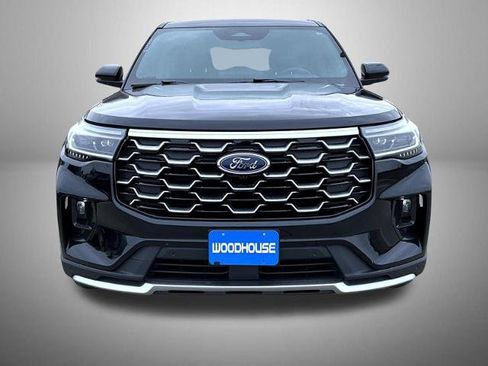 Certified 2025 Ford Explorer Platinum w/ LUX Leather Package AWD/4WD image 2