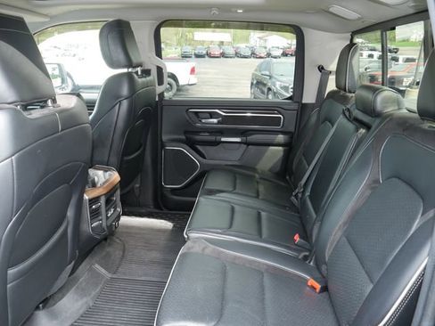 Used 2022 RAM 1500 Laramie AWD/4WD image 29