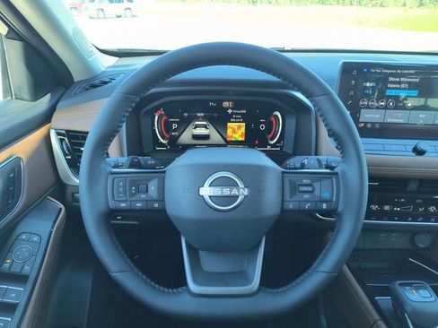 New 2026 Nissan Rogue Platinum w/ Platinum Premium Package image 9