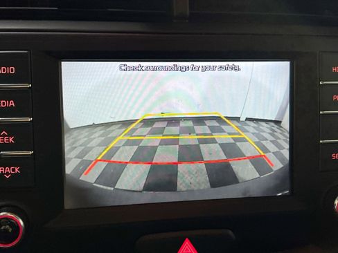 Used 2021 Kia Soul S image 24