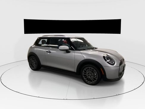 Used 2026 MINI Cooper S FWD image 2