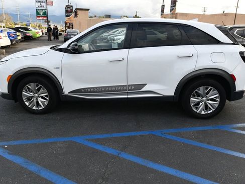 Used 2022 Hyundai Nexo Blue FWD image 4