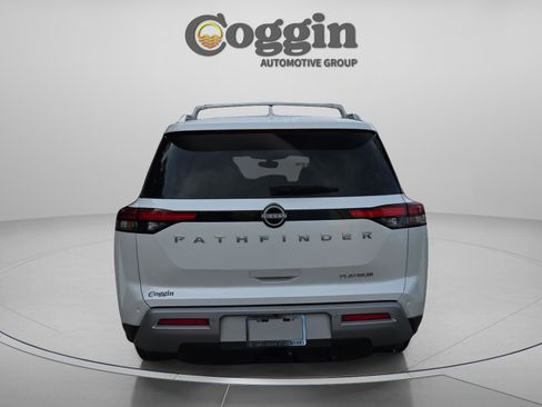 Used 2025 Nissan Pathfinder Platinum w/ Cargo Package FWD image 4