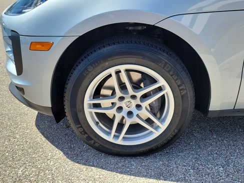 Used 2019 Porsche Macan image 7