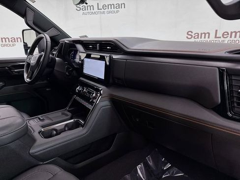 Used 2024 GMC Sierra 2500 AT4 w/ AT4 Premium Plus Package image 31