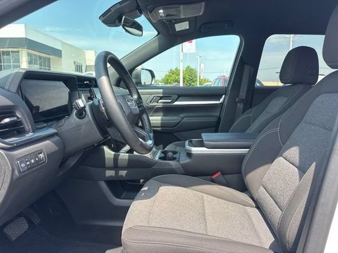 Used 2026 GMC Terrain Elevation FWD image 13