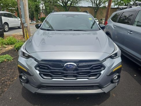 Used 2024 Subaru Crosstrek 2.5i Sport AWD/4WD image 3