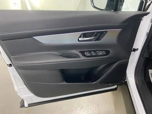 New 2025 Nissan Murano SL w/ Cargo Package image 11