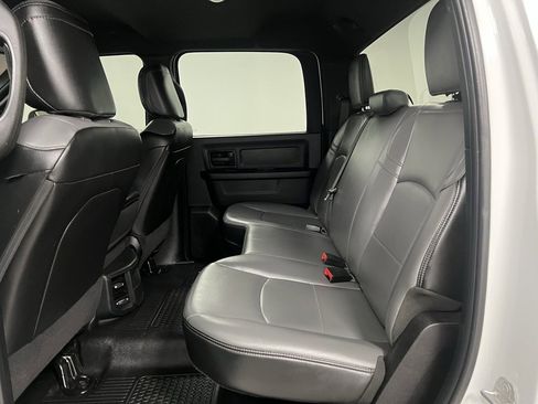 Used 2022 RAM 2500 Tradesman w/ Chrome Appearance Group image 45