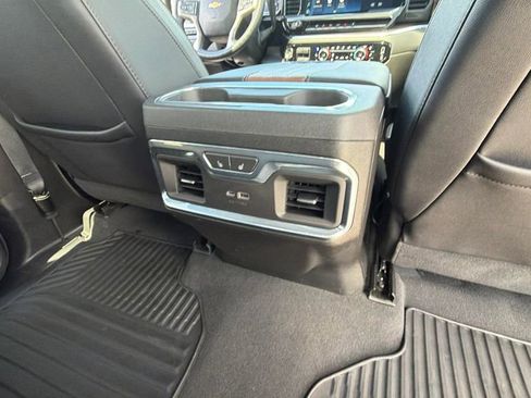 Used 2024 Chevrolet Silverado 3500 High Country w/ High Country Premium Package AWD/4WD image 31