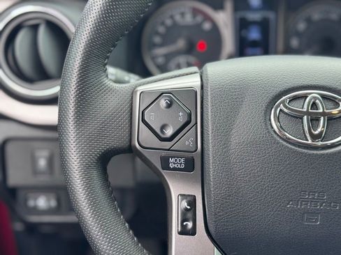 Used 2023 Toyota Tacoma SR5 RWD image 13