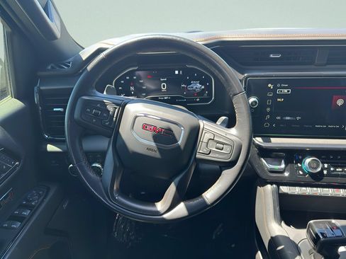Used 2022 GMC Sierra 1500 AT4 w/ AT4 Preferred Package AWD/4WD image 22