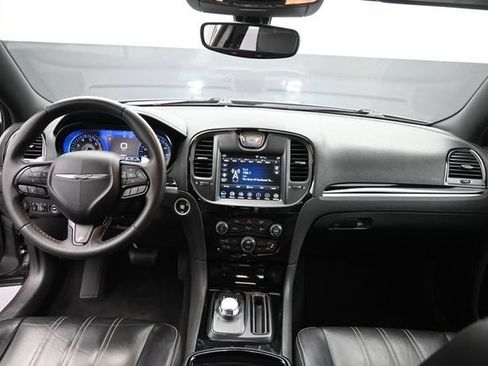 Used 2023 Chrysler 300 S RWD image 12