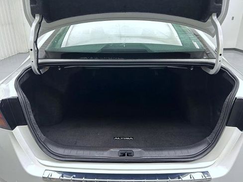 Certified 2023 Nissan Altima 2.5 SR AWD/4WD image 21