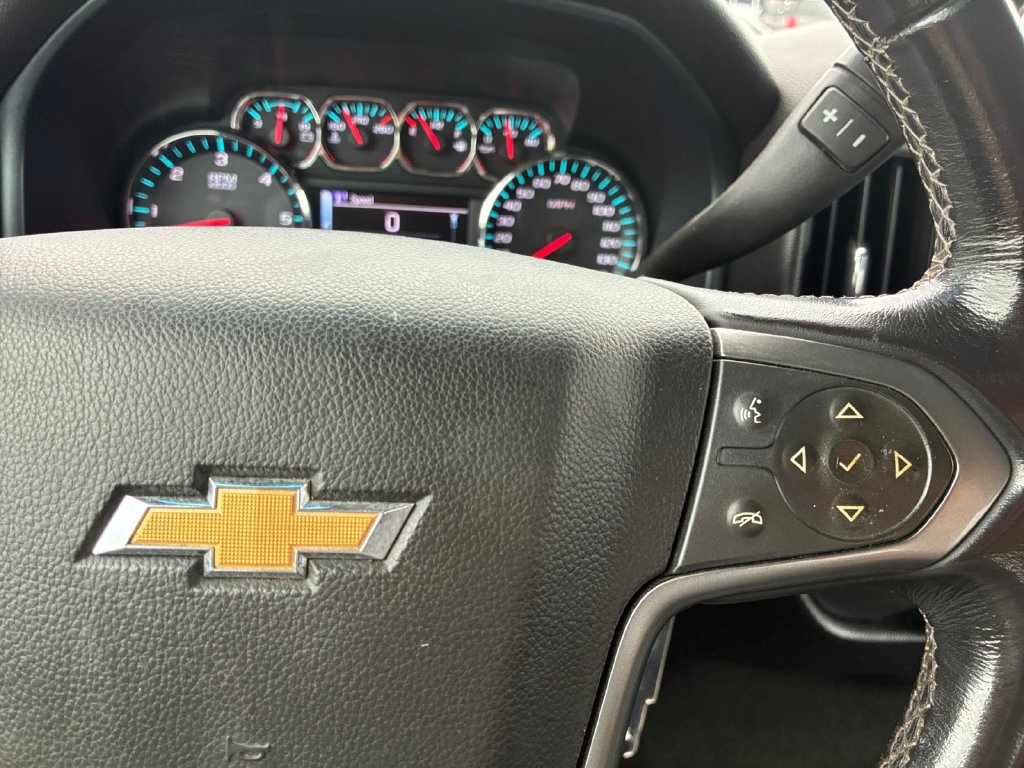 Used 2018 Chevrolet Silverado 1500 LT w/ Texas Edition RWD image 12