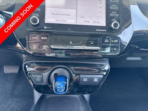Used 2022 Toyota Prius LE FWD image 22