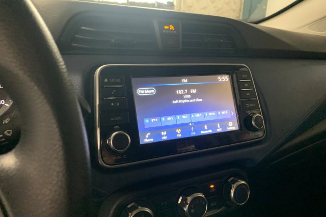 Certified 2025 Nissan Versa SV FWD image 20