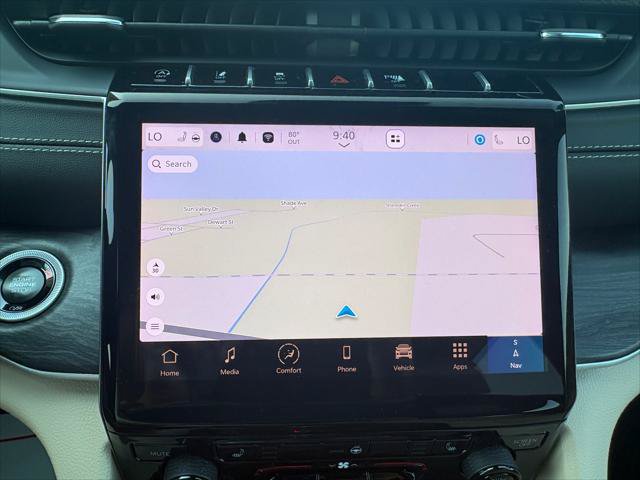 Certified 2025 Jeep Grand Cherokee Limited AWD/4WD image 20