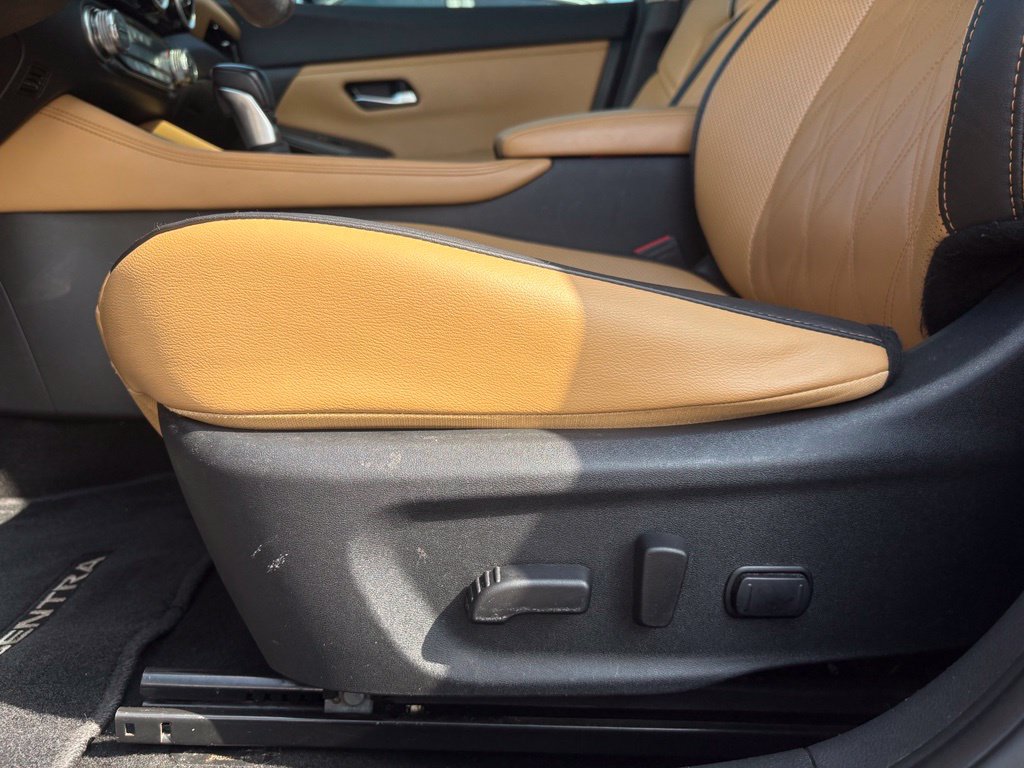 Used 2023 Nissan Sentra SV w/ SV Premium Package FWD image 9