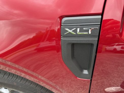 New 2026 Ford Maverick XLT w/ XLT Luxury Package AWD/4WD image 17