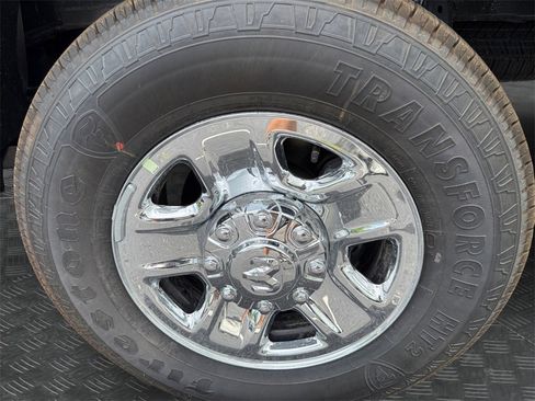 New 2025 RAM 2500 Tradesman image 17