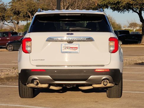 Used 2021 Ford Explorer Limited w/ Equipment Group 301A image 5